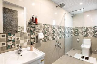 Comfy 2BHK at Lakecity Apartments by Viraalay - 4