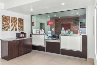 Red Roof Inn Houston - Jersey Village - 1