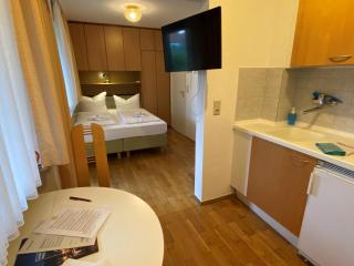 Appart International Boarding House - 2