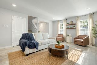New 4 Bed 2 and a Half Bath Near ND Campus - 5