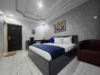 Prominent Hotel and Suites - 0