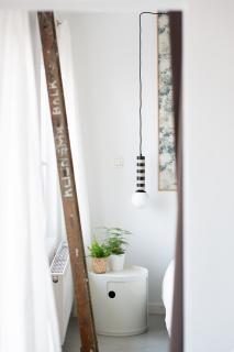 NEW Large Light City Loft with freestanding tub - 7