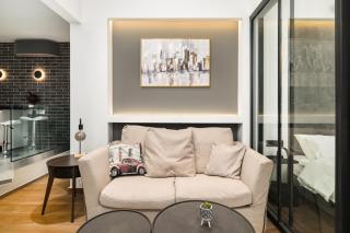 BLACK FRAME-A cinematic urban stay in Thessaloniki - 8
