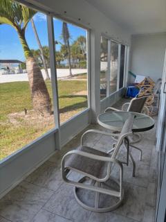 Siesta Royale 12A - 7