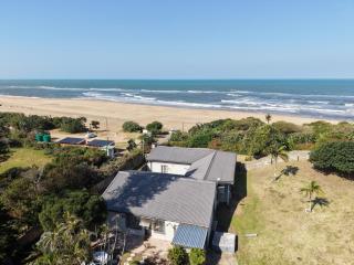 Tugela Mouth Beach House - 0