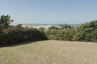 Tugela Mouth Beach House - 5