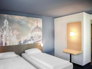 B&B HOTEL Dresden City-Süd - Dresda - 9
