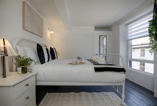 High Street Retreat - 4