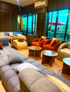 Arcade Luxury Hotel - 3
