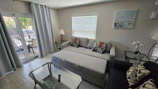 Beach Front One Bedroom Condo Paradise. Ground Floor. - 5