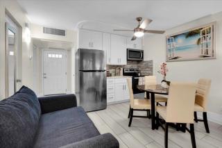Step from the Beach.Renovated ground Floor unit 63 - 0
