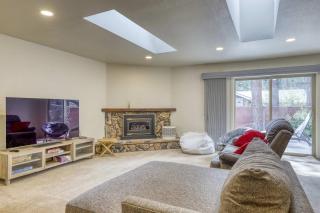 Tahoe Town & Lake Retreat - Close to Lake Steps from Town Minutes from Adventure - 8