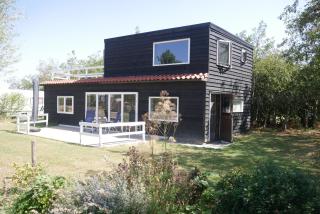 Hoeve Zorglust, luxe chalet voor vier personen met twee slaapkamers, balkon, bordes en tuin, met eventueel extra kinderen in tentje buiten - 3