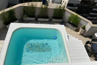 Cobertura Arpoador com piscina, garagem, serviços e segurança 24 horas - 0