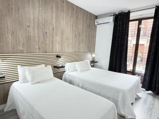 Apartamentos Day Madrid GRAN VIA I - 9