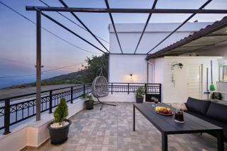 Manousaki House - 1
