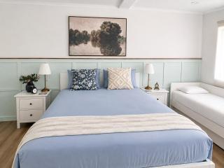 SwordFish Beach House - 2