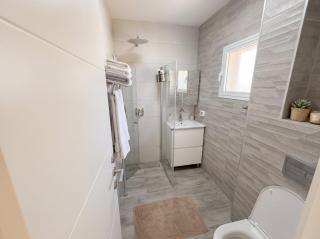 Mamad Apt Kikar and 2 minutes walk to the beach - 2