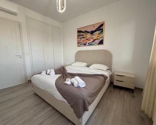 Malaga 2 Bright Luxury 1BR Central Location - 9