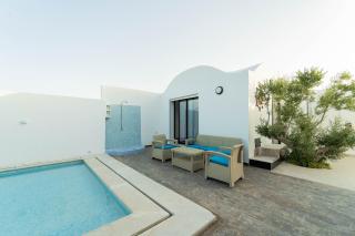 3-Bedroom Villa with Private Pool Studio - 3