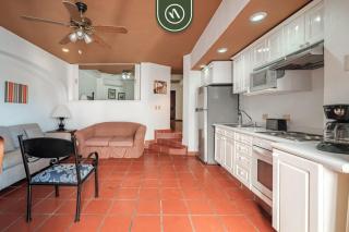 One Beach Street 406 - Amazing 1 BR Condo - 2