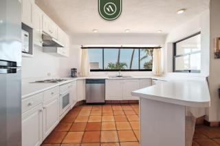 Amazing 2 BR Condo Overlooking the Pool - Romantic Zone - 4