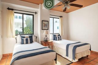 One Beach Street 307 B· Amazing 2 BR Condo - 3