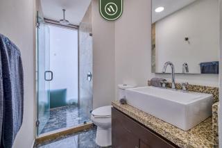 Beachview Luxury 3 BR Condo - Pools - Beach - 0