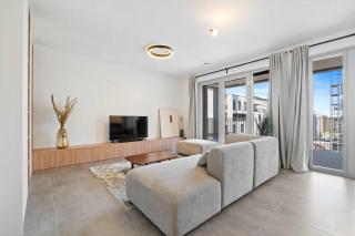 Modern Gasperich Stay Near Cloche dOr - 9