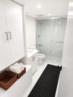 Private Studio Suite with Separate entrance Surrey - 6