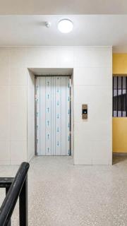 Chic 2bedroom with lift and free parking - 9
