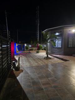 Ocean Breeze Inn - 8