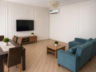 Airport Luxury Vila and Pool,Quiet and Cozy Stay - 3