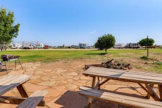 Hot Tub & Mtn Views! Carlsbad RV Retreat - 7