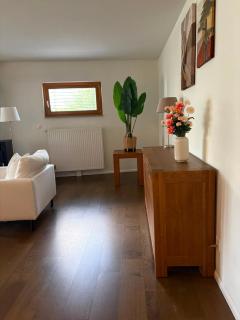 Spacious apartment with sauna and lakeview, in walking distance of ski lift - 4