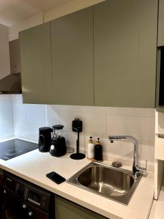 Luxury Studio Apartment in West Airport - 9