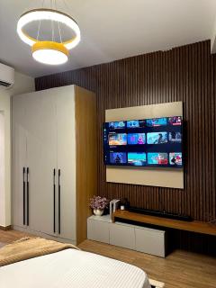 Luxury Studio Apartment in West Airport - 2