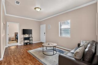 Bright & Comfortable Saddlebrook Apartment - 6