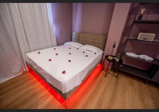 Novara Suite Idromassaggio Jacuzzi - 4