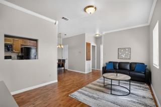 Cozy & Convenient Stay at Saddlebrook - 7