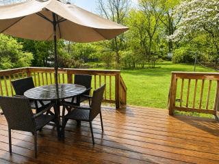 Private Retreat ranch house in South Amherst - 3