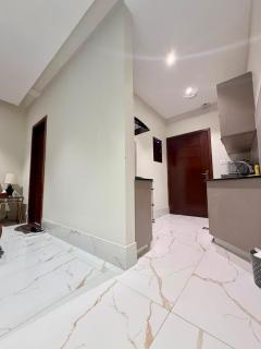 Luxury Aparment 9th Floor Gulberg - 8