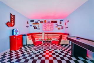 South Austin Bachelorette Hideaway - Sleeps 8 - 2