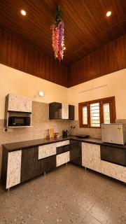 Shivasana Stays - Spacious Private Homestay in Dehradun - 9