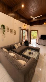 Shivasana Stays - Spacious Private Homestay in Dehradun - 8