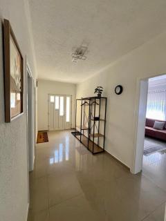 Monte Peak Cottage- Charming Country House-Central - 4