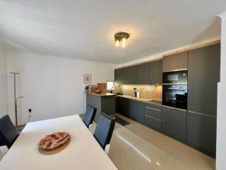 Monte Peak Cottage- Charming Country House-Central - 3