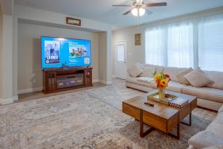 Family Home 7 Mi to University of North Texas! - 6