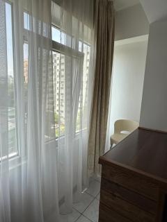 Studio City View - 2