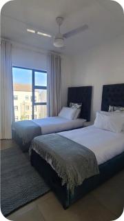 Ballito Coastal Bliss - Entire 3-bed Luxury, Wifi, Parking, Gym, Swimming Pool in Excellent Location! - 4